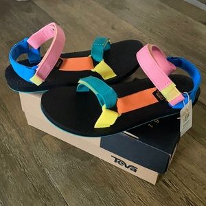 Teva Original Universal Sandals Women’s sz9
